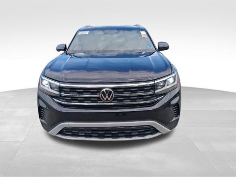 Used 2023 Volkswagen Atlas Cross Sport SE w/ Panoramic Sunroof Package AWD/4WD image 2