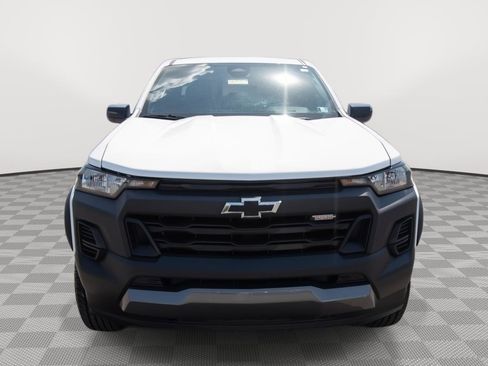 Used 2023 Chevrolet Colorado Trail Boss w/ Advanced Trailering Package image 2