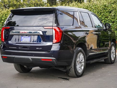 Used 2024 GMC Yukon SLT AWD/4WD image 6