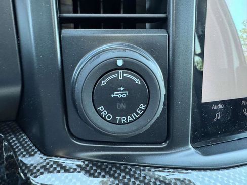 New 2026 Ford F250 Lariat w/ Black Appearance Package AWD/4WD image 37