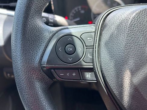 Used 2020 Toyota Corolla LE FWD image 20
