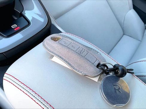 Used 2023 Porsche 911 Carrera GTS w/ Premium Package image 14