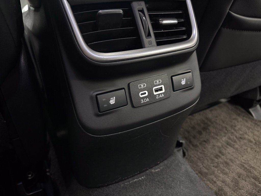 Used 2024 Subaru Outback Limited AWD/4WD image 31