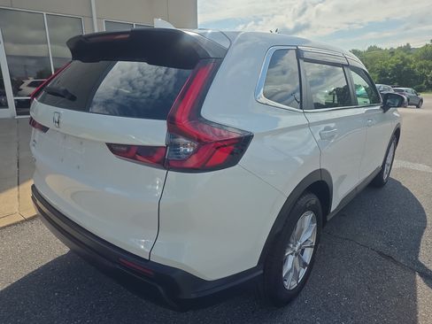 Used 2024 Honda CR-V EX image 5