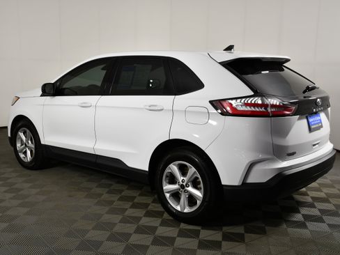 Used 2023 Ford Edge SE image 8