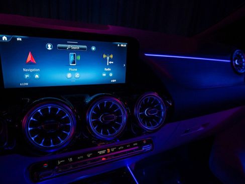 New 2025 Mercedes-Benz GLA 250 image 19