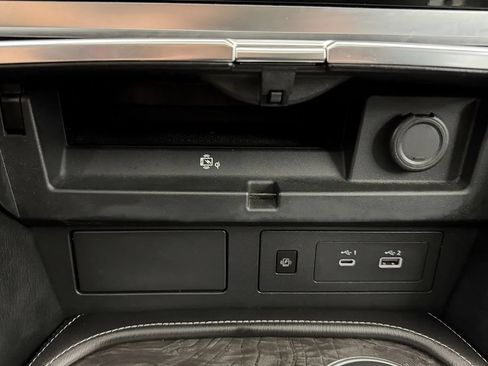 Used 2024 INFINITI QX80 Luxe AWD/4WD image 24
