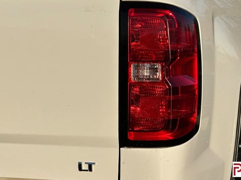 Used 2015 Chevrolet Silverado 2500 LT w/ LT Fleet Convenience Package image 32