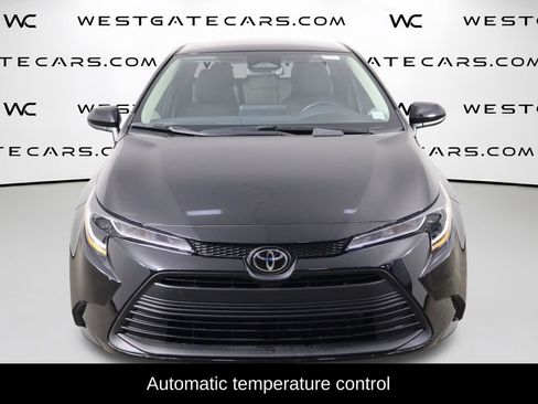 Used 2025 Toyota Corolla LE FWD image 2