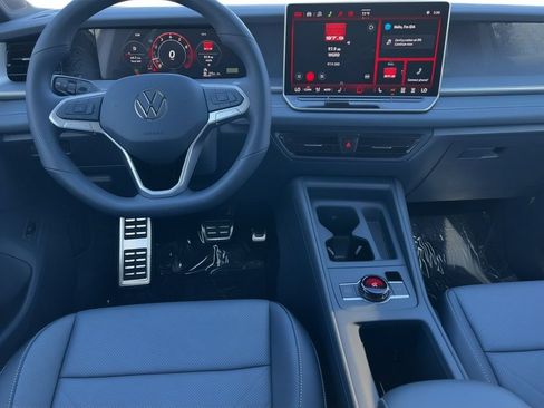 New 2026 Volkswagen Tiguan SE R-Line AWD/4WD image 5