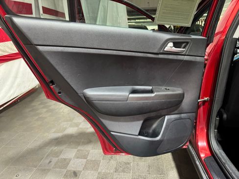 Used 2021 Kia Sportage LX image 10