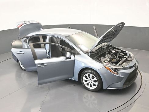 Used 2022 Toyota Corolla LE image 67