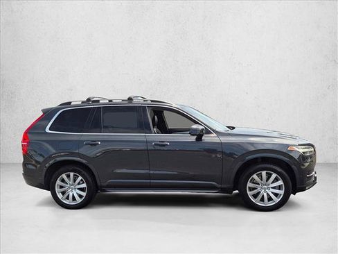 Used 2017 Volvo XC90 T6 Momentum w/ Vision Package AWD/4WD image 5