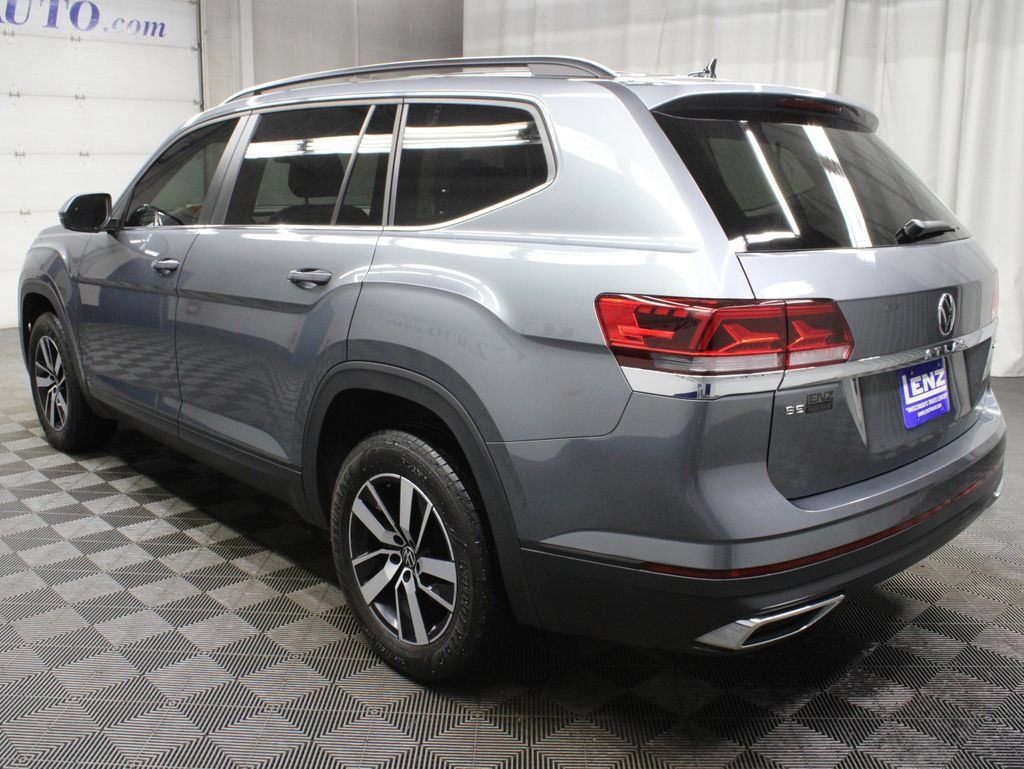 Used 2023 Volkswagen Atlas SE AWD/4WD image 7