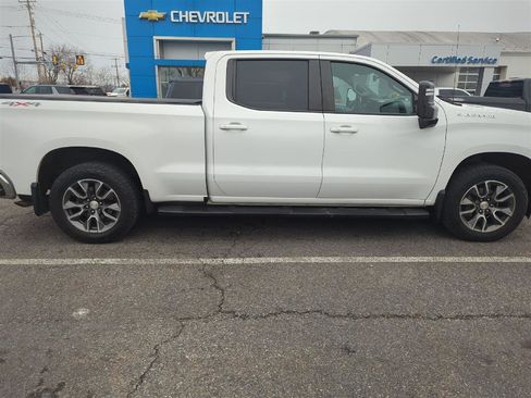 Used 2020 Chevrolet Silverado 1500 LT w/ All-Star Edition image 5