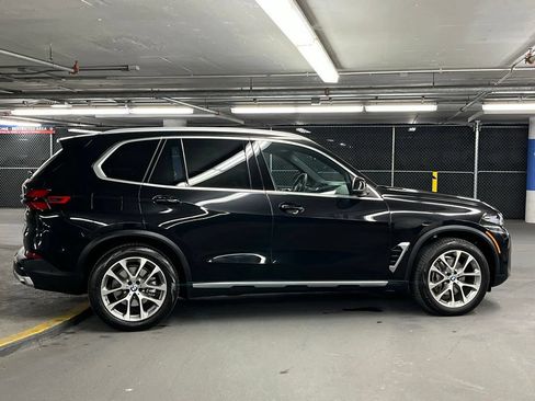 Used 2026 BMW X5 xDrive40i w/ Premium Package AWD/4WD image 39