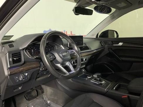 Used 2018 Audi Q5 Prestige w/ Prestige Package image 13
