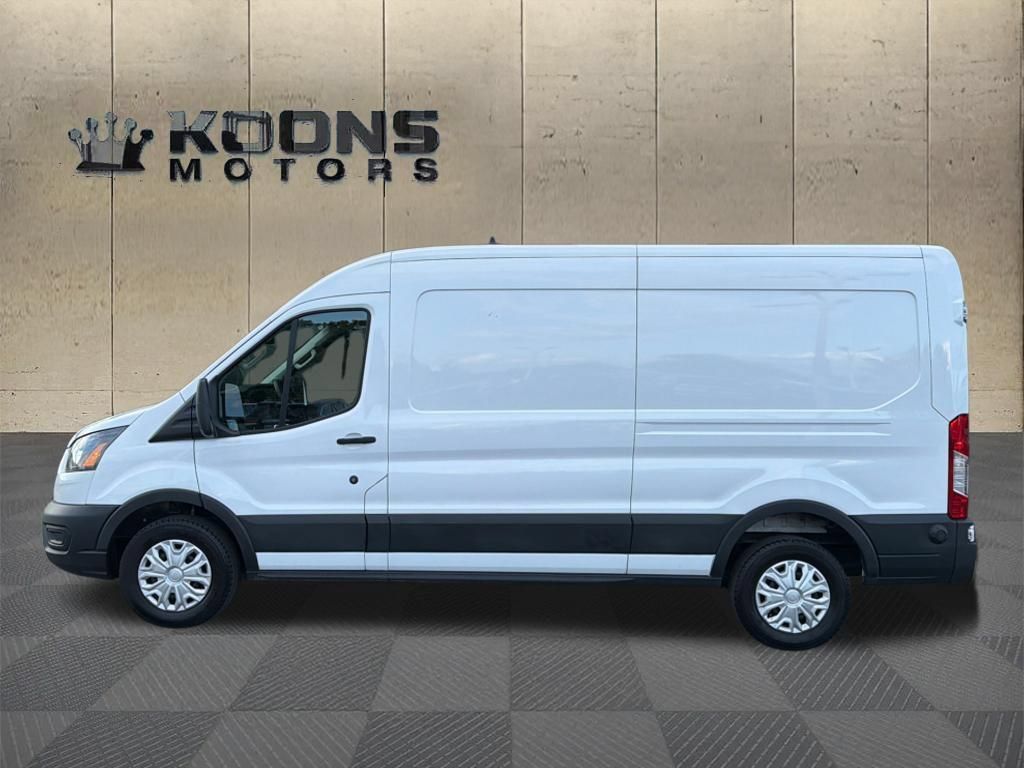 Used 2024 Ford Transit 250 148 Medium Roof RWD image 6