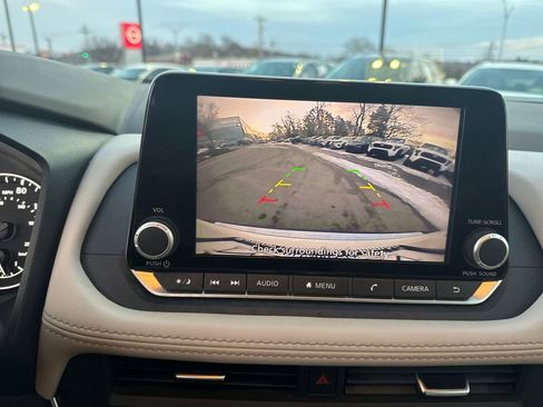 Certified 2023 Nissan Rogue SV w/ SV Premium B Package image 20