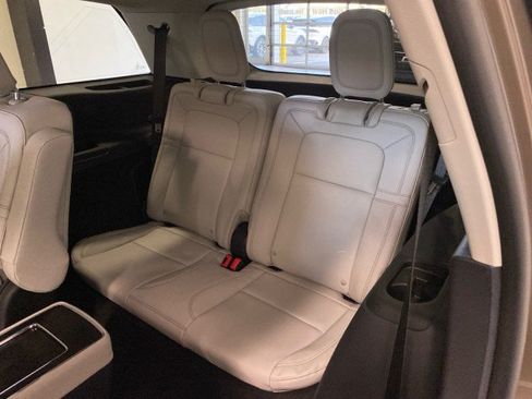 New 2026 Lincoln Aviator Reserve AWD/4WD image 11