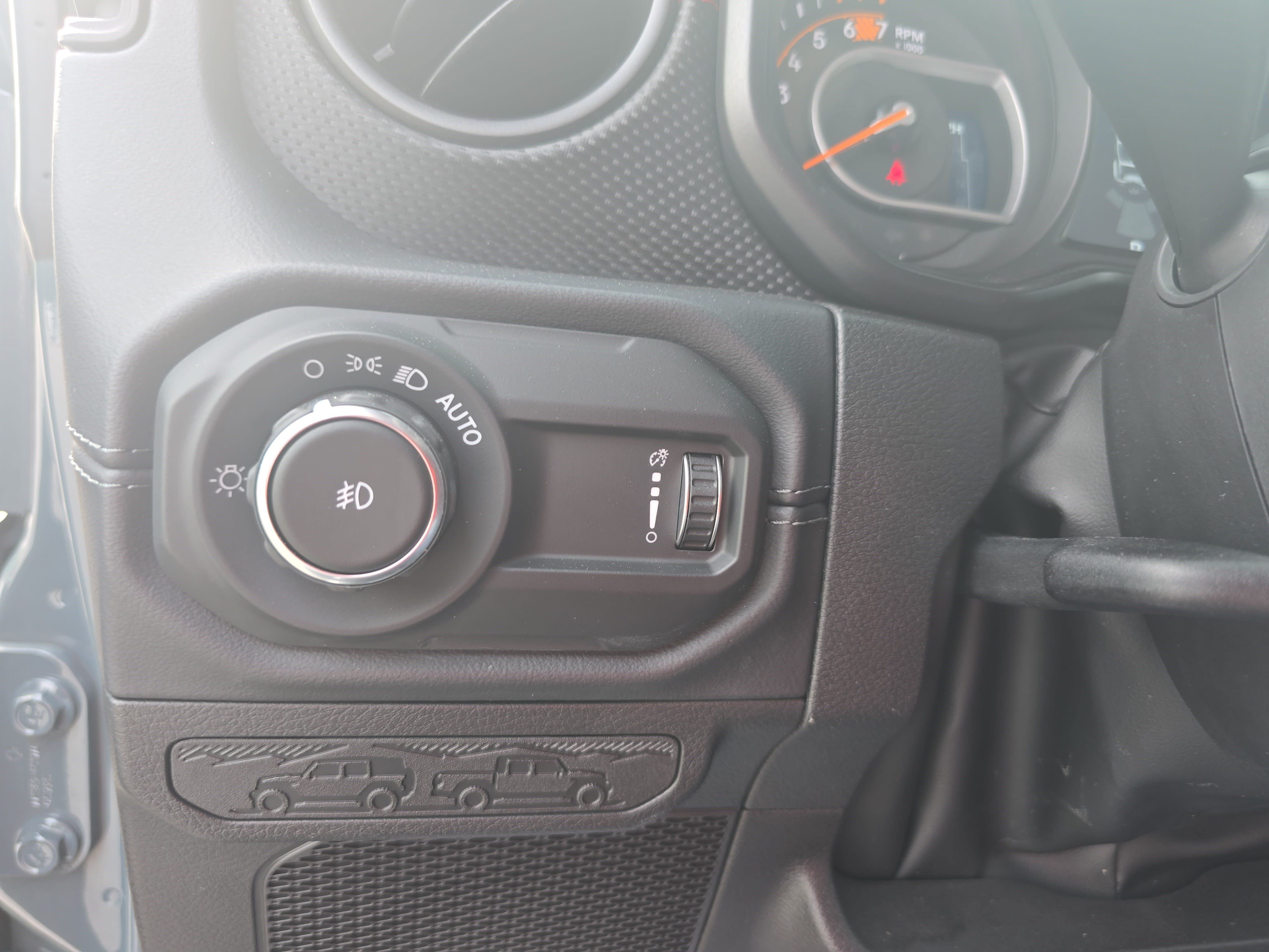 Used 2026 Jeep Wrangler Unlimited Rubicon AWD/4WD image 25