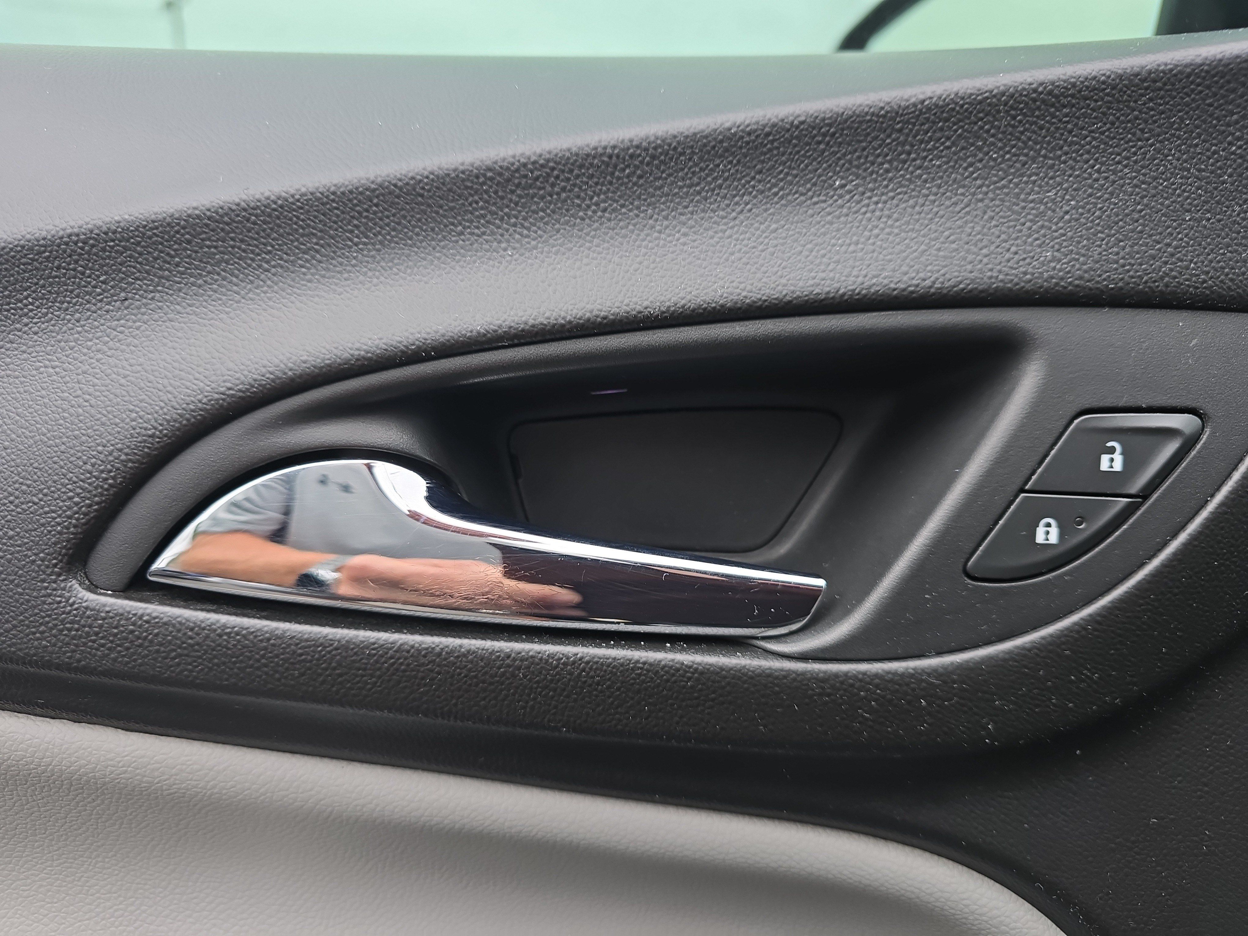 Used 2019 Chevrolet Equinox Premier AWD/4WD image 14