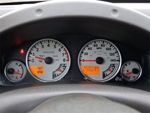 Used 2018 Nissan Frontier PRO-4X image 20