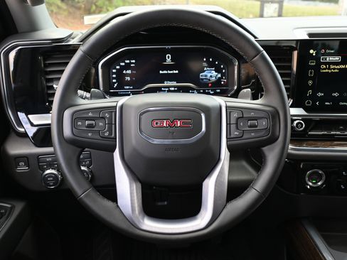 Used 2024 GMC Sierra 1500 Elevation image 24
