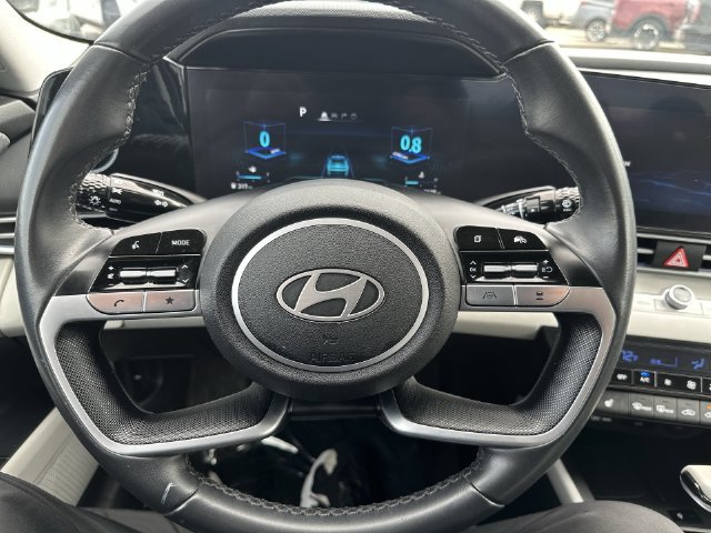 Used 2024 Hyundai Elantra Limited FWD image 20