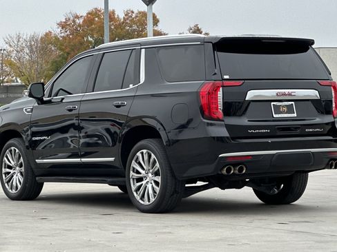 Used 2021 GMC Yukon Denali w/ Advanced Technology Package image 4