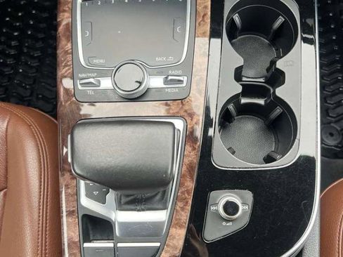 Used 2017 Audi Q7 3.0T Premium Plus w/ Premium Plus Package image 45