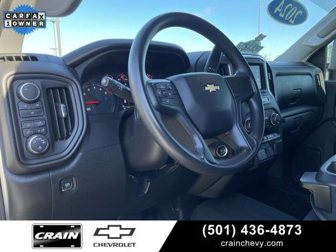 Used 2024 Chevrolet Silverado 2500 Custom w/ Custom Value Package image 9