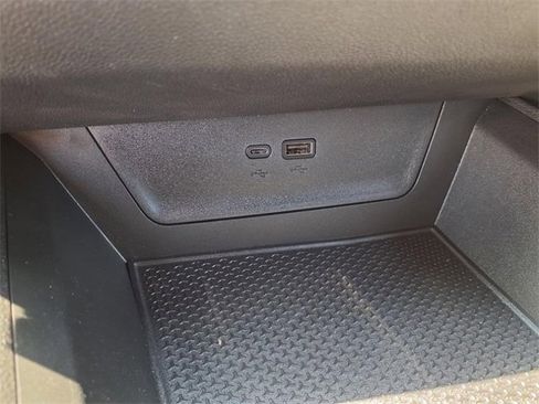 New 2026 Chevrolet Equinox LT w/ LPO, Floor Liner Package image 14