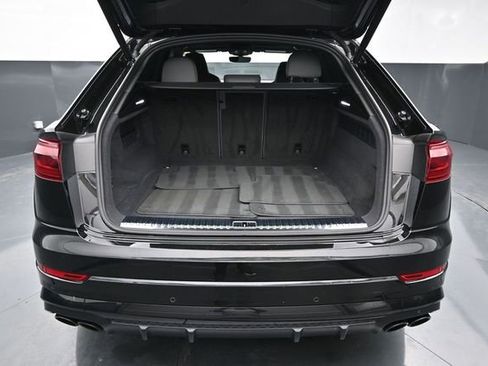 Used 2024 Audi SQ8 Prestige w/ Prestige Package AWD/4WD image 9