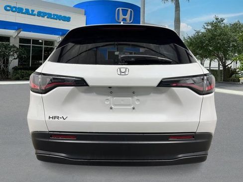 New 2027 Honda HR-V LX image 4