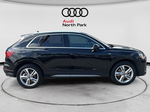 Used 2024 Audi Q3 2.0T Premium w/ Convenience Package AWD/4WD image 8