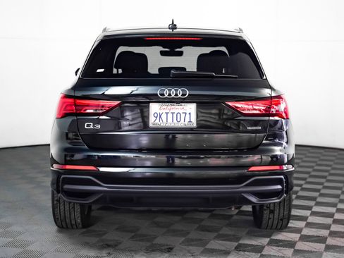 Certified 2024 Audi Q3 2.0T Premium image 10
