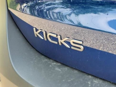 Used 2025 Nissan Kicks SV w/ SV Premium Package AWD/4WD image 5