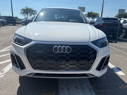 Certified 2023 Audi Q5 2.0T Premium w/ Convenience Package image 5