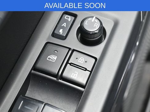 Used 2023 Toyota Tundra Platinum w/ Advanced Package AWD/4WD image 13
