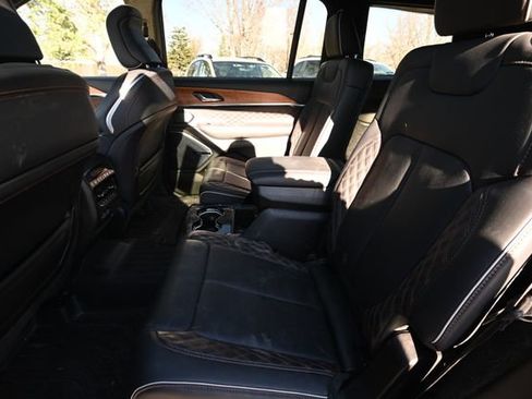 Used 2024 Jeep Grand Cherokee L Summit image 7