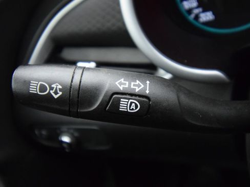 Used 2023 Chevrolet Malibu LT FWD image 32