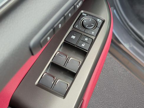 Certified 2025 Lexus NX 250 FWD w/ Accessory Package (2T) image 9