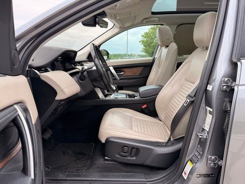 Used 2020 Land Rover Discovery Sport SE AWD/4WD image 28