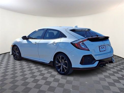 Used 2018 Honda Civic Sport Touring image 4