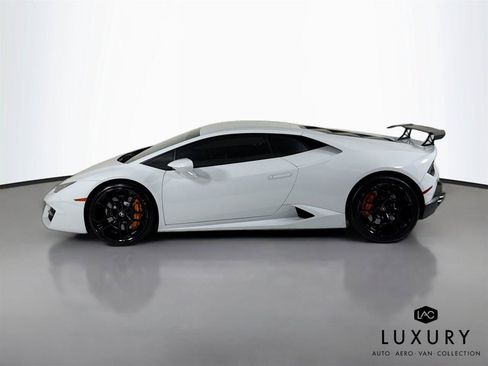 Used 2018 Lamborghini Huracan LP 580-2 RWD image 9