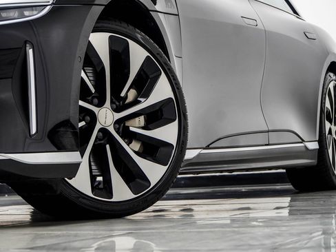 Used 2022 Lucid Air Grand Touring AWD/4WD image 3