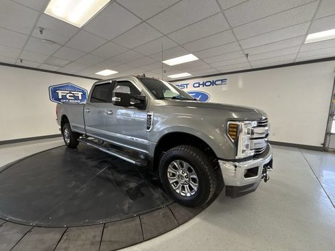 Used 2019 Ford F350 Lariat w/ Chrome Package AWD/4WD image 2