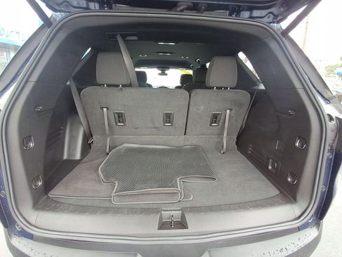 Certified 2023 Chevrolet Traverse LT image 31