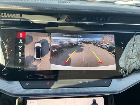 Used 2024 Jeep Wagoneer Launch Edition image 24